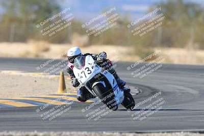 media/Jan-10-2025-CVMA Friday Practice (Fri) [[489e0da257]]/Group 4 and Trackday/Session 5 (Turn 7)/